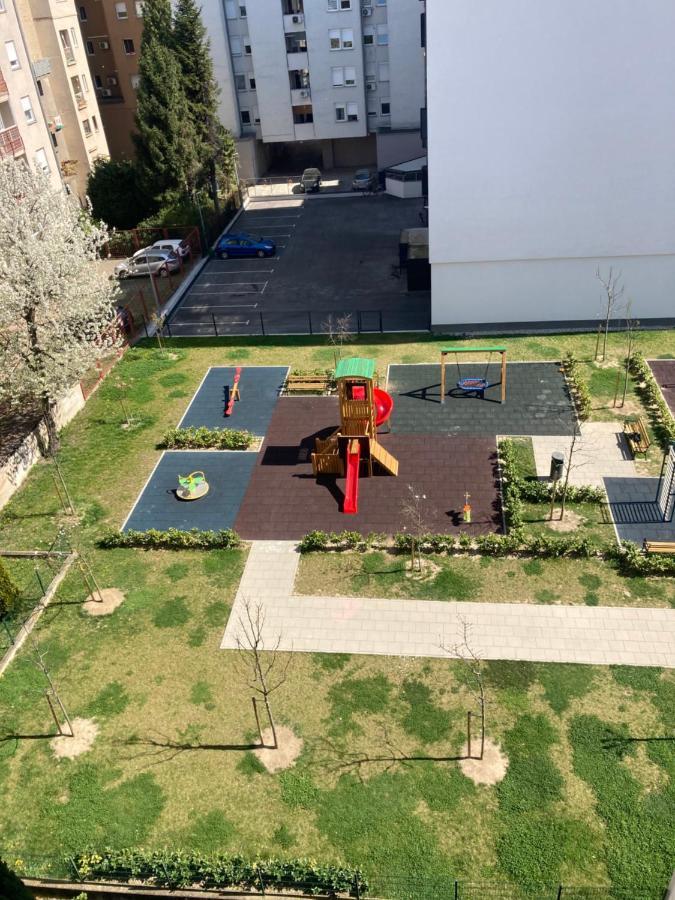 Apartment Maris - Free Parking Ζάγκρεμπ Εξωτερικό φωτογραφία